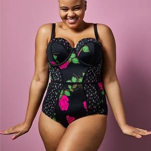 RARE NWT Torrid Black Rose Wwimsuit LIMITED EDITION